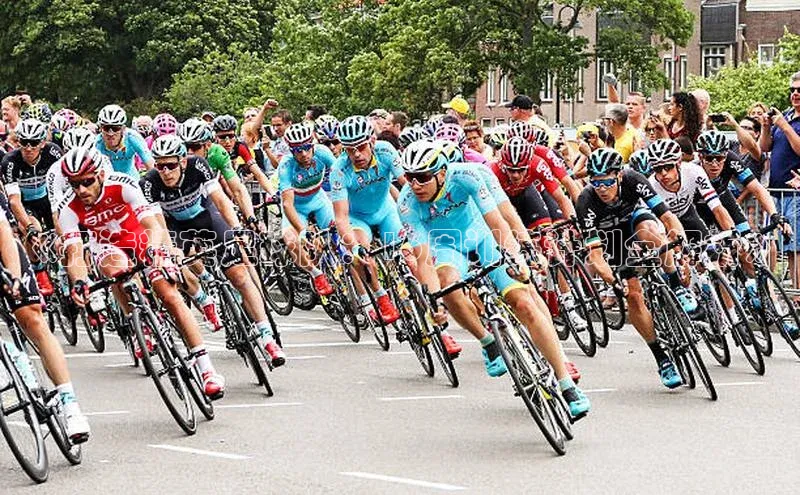 人人体育赛事直播颐驰 06